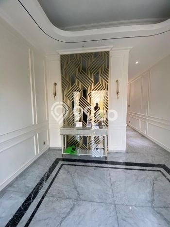 Ready to Use! Luxury House LT 192m2 Desain Elegan di Pantai Indah Kapuk Ready to Use! Luxury House LT 192m2 Desain Elegan di Pantai Indah Kapuk