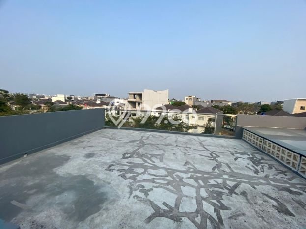 Ready to Use! Luxury House LT 192m2 Desain Elegan di Pantai Indah Kapuk Ready to Use! Luxury House LT 192m2 Desain Elegan di Pantai Indah Kapuk