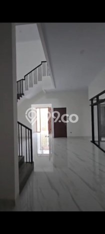 Ready to Use! Luxury House LT 126m2 Desain Modern di Villa Meruya Ready to Use! Luxury House LT 126m2 Desain Modern di Villa Meruya