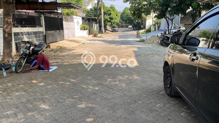 Rumah Luas Asri 2 KT Siap Huni di Taman Surya Jakarta Barat Rumah Luas Asri 2 KT Siap Huni di Taman Surya Jakarta Barat