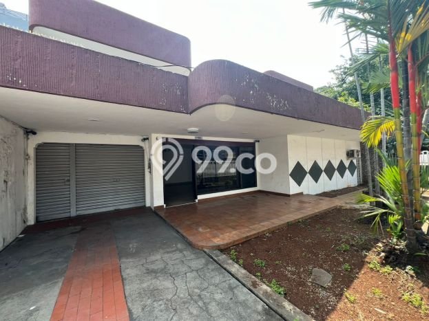 Jual Rumah Luas Elegan Dengan View Cantik di Tomang, Jakarta Barat Jual Rumah Luas Elegan Dengan View Cantik di Tomang, Jakarta Barat