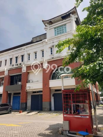 Ruko Dijual di Jakarta Utara LT 131m2 & LB 300m2 Lokasi Terbaik! Ruko Dijual di Jakarta Utara LT 131m2 & LB 300m2 Lokasi Terbaik!