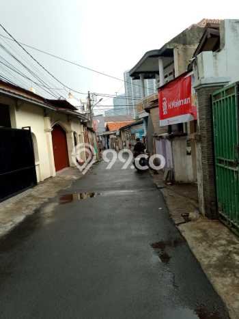 For Sale Rumah Mewah Exclusive di Kembangan, Jakarta Barat For Sale Rumah Mewah Exclusive di Kembangan, Jakarta Barat