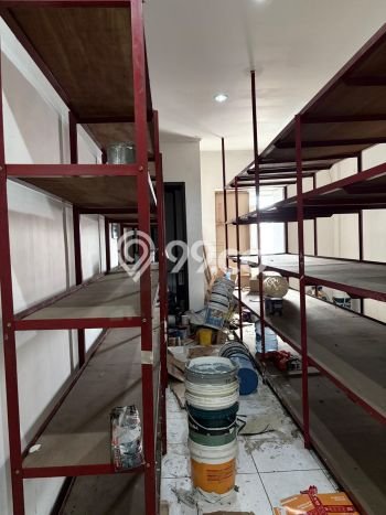Ruko Dijual di Tangerang Selatan LT 54m2 & LB 150m2 Lokasi Terbaik! Ruko Dijual di Tangerang Selatan LT 54m2 & LB 150m2 Lokasi Terbaik!