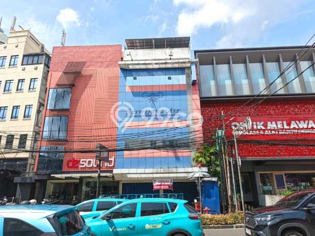 Lokasi Strategis! Dijual Ruko Bisnis di Kebayoran Baru, Jakarta Selatan Kondisi Baik Lokasi Strategis! Dijual Ruko Bisnis di Kebayoran Baru, Jakarta Selatan Kondisi Baik