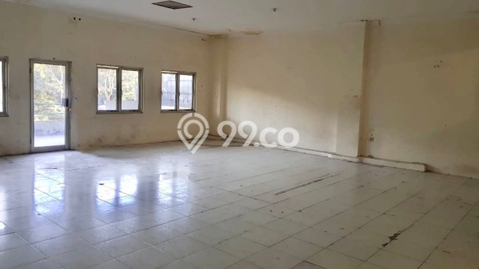 Ruko Dijual di Rungkut LT 144m2, LB 400m2 untuk Investasi Ruko Dijual di Rungkut LT 144m2, LB 400m2 untuk Investasi