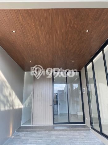 Hunian Mewah LB 175m2 Siap Huni Desain Elegan di Manyar, Surabaya Hunian Mewah LB 175m2 Siap Huni Desain Elegan di Manyar, Surabaya