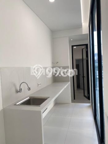 Hunian Mewah LB 175m2 Siap Huni Desain Elegan di Manyar, Surabaya Hunian Mewah LB 175m2 Siap Huni Desain Elegan di Manyar, Surabaya