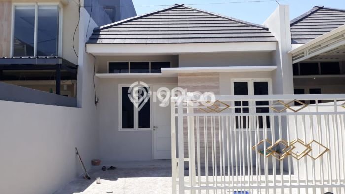 Dijual Hunian Rumah Terawat 3 Kamar di Gununganyar, Surabaya Dijual Hunian Rumah Terawat 3 Kamar di Gununganyar, Surabaya