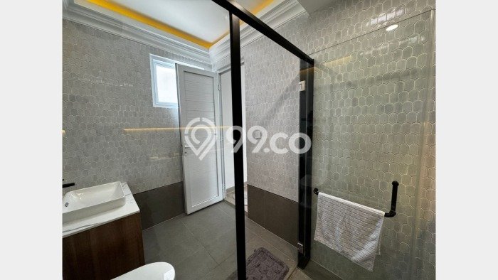 Dijual Rumah Mewah Elegan Dengan View Eksklusif di Summarecon Bekasi, Bekasi Dijual Rumah Mewah Elegan Dengan View Eksklusif di Summarecon Bekasi, Bekasi