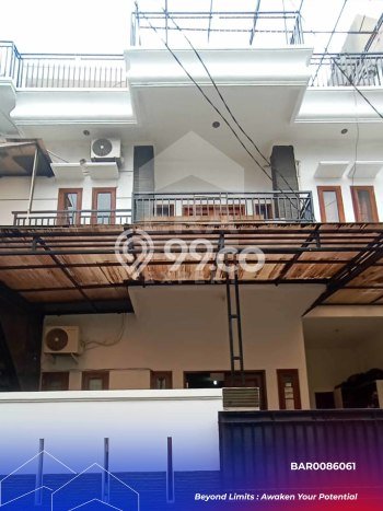 Jual Rumah Luas Megah Dengan View Eksklusif di Rawamangun, Jakarta Timur Jual Rumah Luas Megah Dengan View Eksklusif di Rawamangun, Jakarta Timur