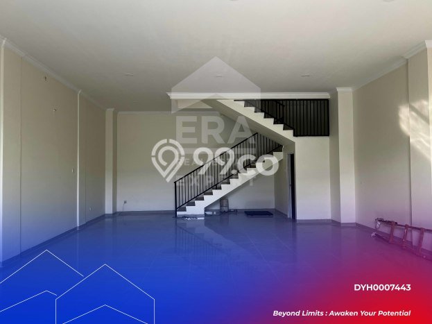 Ruko Dijual di Jakarta Timur LT 133m2 & LB 210m2 Lokasi Terbaik! Ruko Dijual di Jakarta Timur LT 133m2 & LB 210m2 Lokasi Terbaik!