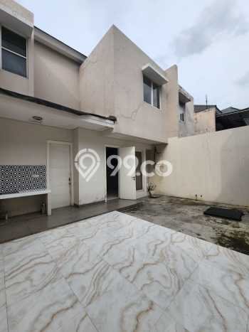 Rumah Minimalis 2 Kamar LT 136m2 di Summarecon Bekasi Rumah Minimalis 2 Kamar LT 136m2 di Summarecon Bekasi