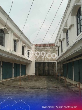HARGA SPESIAL! Ruko di Condet, Luas 108m², Area Strategis HARGA SPESIAL! Ruko di Condet, Luas 108m², Area Strategis