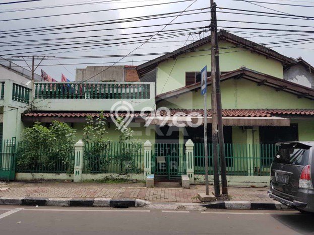 Hunian Mewah Dijual LT 335m2 di Jatinegara, Jakarta Timur Hunian Mewah Dijual LT 335m2 di Jatinegara, Jakarta Timur