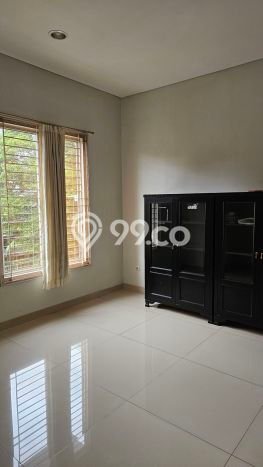 Rumah di Pondok Indah, 3 KM, Area Berkembang Rumah di Pondok Indah, 3 KM, Area Berkembang