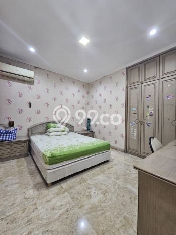 HOT LISTING! Rumah Siap Huni area Jagakarsa, LT 296m² LB 272m² HOT LISTING! Rumah Siap Huni area Jagakarsa, LT 296m² LB 272m²