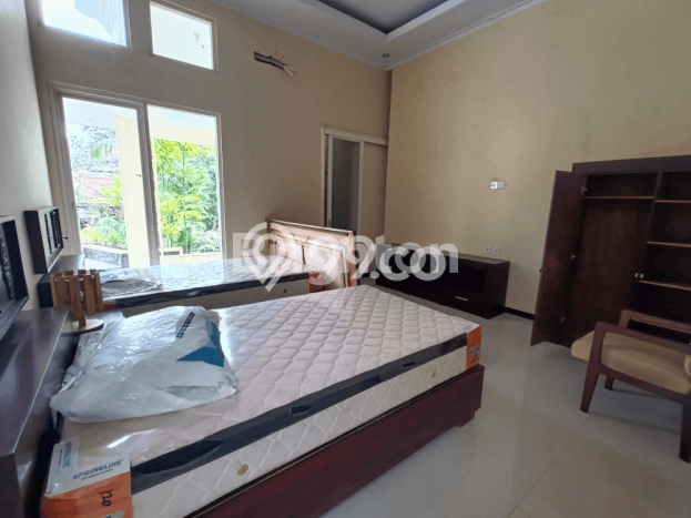 Rumah Eksklusif Siap Huni LT 2000m2 di Lowokwaru, Malang Rumah Eksklusif Siap Huni LT 2000m2 di Lowokwaru, Malang