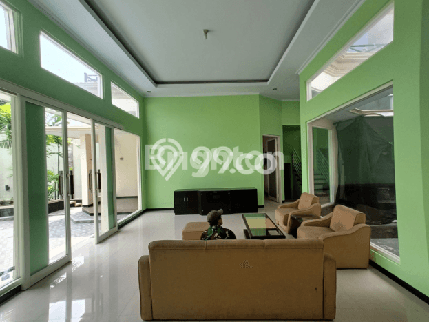 Rumah Eksklusif Siap Huni LT 2000m2 di Lowokwaru, Malang Rumah Eksklusif Siap Huni LT 2000m2 di Lowokwaru, Malang