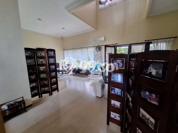 For Sale! Luxury House LT 240m2 Desain Modern di Villa Puncak Tidar For Sale! Luxury House LT 240m2 Desain Modern di Villa Puncak Tidar