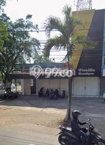 Ruko Dijual di Malang LT 204m2 & LB 250m2 Lokasi Terbaik! Ruko Dijual di Malang LT 204m2 & LB 250m2 Lokasi Terbaik!