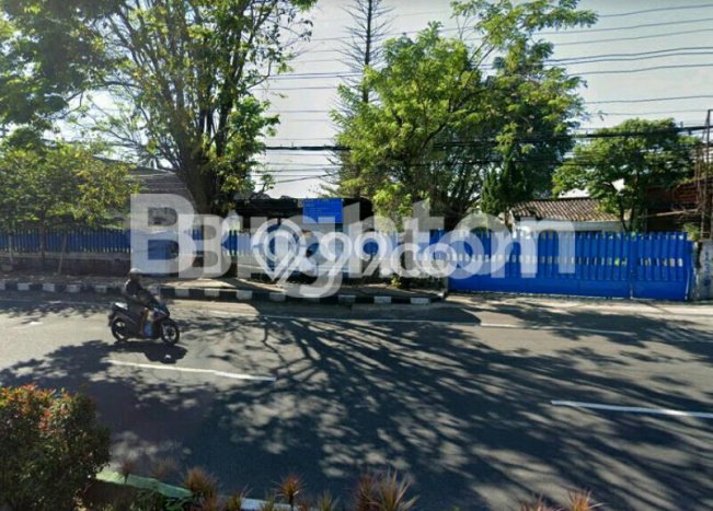 AREA KOMERSIAL! Gudang Disewakan di Blimbing, Luas 1000m2m², Jalan Utama, Siap Operasi AREA KOMERSIAL! Gudang Disewakan di Blimbing, Luas 1000m2m², Jalan Utama, Siap Operasi