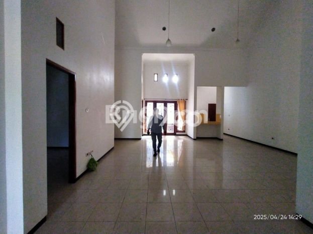 Dijual Rumah Luas Elegan Dengan View Cantik di Araya, Malang Dijual Rumah Luas Elegan Dengan View Cantik di Araya, Malang