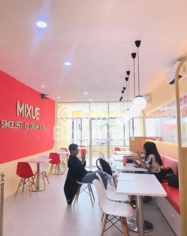Disewakan Ruko di Pusat Kota Malang Ramai Strategis Disewakan Ruko di Pusat Kota Malang Ramai Strategis