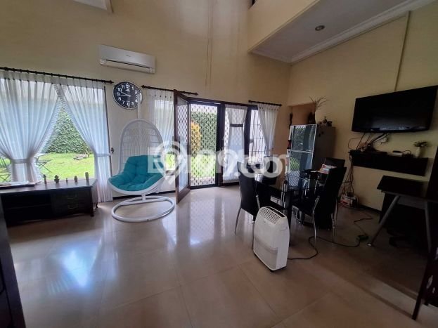For Sale! Luxury House LT 240m2 Desain Modern di Villa Puncak Tidar For Sale! Luxury House LT 240m2 Desain Modern di Villa Puncak Tidar