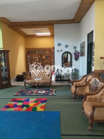 Rumah Mewah LB 300m2 Siap Huni Desain Elegan di Lesanpuro, Malang Rumah Mewah LB 300m2 Siap Huni Desain Elegan di Lesanpuro, Malang