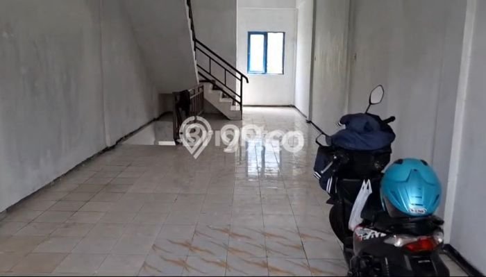 Untuk Disewa Ruko di Tlogomas Malang LT 154m2, LB 190m2 Untuk Disewa Ruko di Tlogomas Malang LT 154m2, LB 190m2