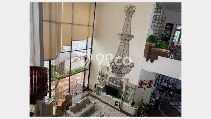 Jual Rumah Luas Elegan Dengan View Eksklusif di Surabaya Kota, Surabaya Jual Rumah Luas Elegan Dengan View Eksklusif di Surabaya Kota, Surabaya