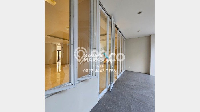 Dijual Rumah Premium dengan Fasilitas Sekitar Lengkap di Sukolilo, Surabaya Dijual Rumah Premium dengan Fasilitas Sekitar Lengkap di Sukolilo, Surabaya