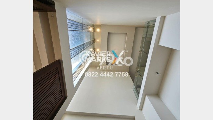 Dijual Rumah Premium dengan Fasilitas Sekitar Lengkap di Sukolilo, Surabaya Dijual Rumah Premium dengan Fasilitas Sekitar Lengkap di Sukolilo, Surabaya