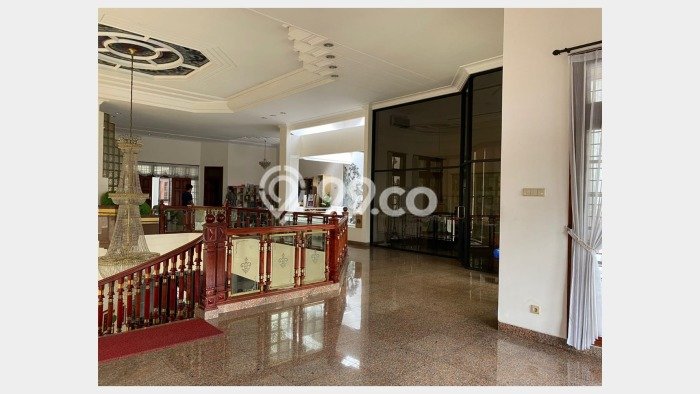 Jual Rumah Luas Elegan Dengan View Eksklusif di Surabaya Kota, Surabaya Jual Rumah Luas Elegan Dengan View Eksklusif di Surabaya Kota, Surabaya