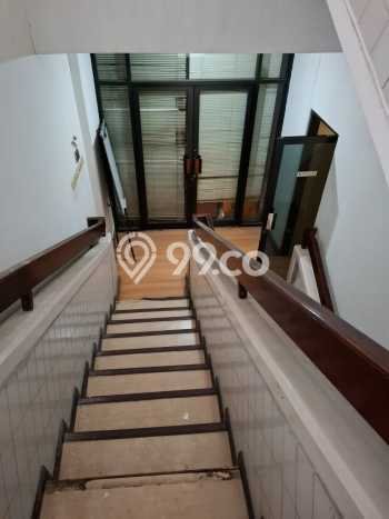 Kantor Disewa di Gambir, Jakarta Pusat, LT 520m2 / LB 1969m2 Kantor Disewa di Gambir, Jakarta Pusat, LT 520m2 / LB 1969m2