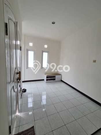 Dijual Cepat Rumah Bagus Siap Huni LB 275m2 di Lembang, Bandung Barat Dijual Cepat Rumah Bagus Siap Huni LB 275m2 di Lembang, Bandung Barat