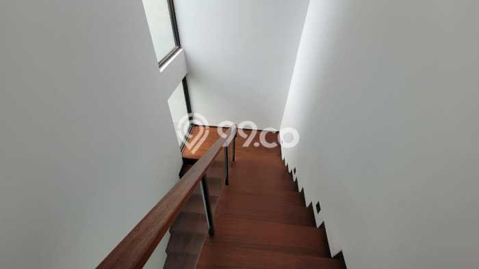 Rumah Luxury Modern Tanpa Renovasi di Setra Duta Bandung Rumah Luxury Modern Tanpa Renovasi di Setra Duta Bandung