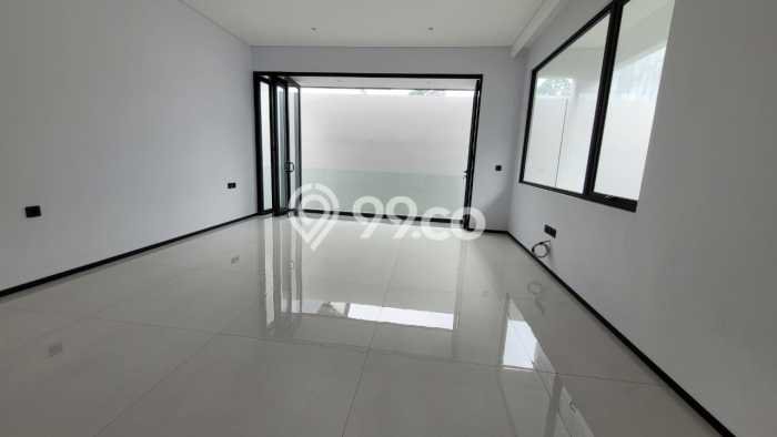 Rumah Luxury Modern Tanpa Renovasi di Setra Duta Bandung Rumah Luxury Modern Tanpa Renovasi di Setra Duta Bandung