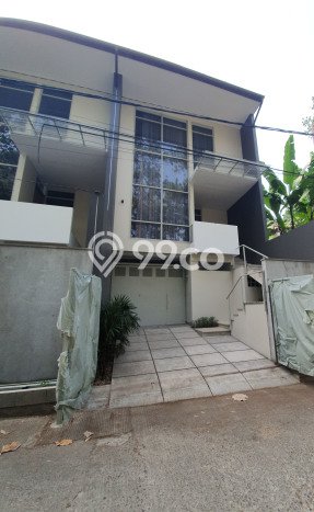 For Sale Rumah Elit Exclusive di Sukasari, Bandung For Sale Rumah Elit Exclusive di Sukasari, Bandung