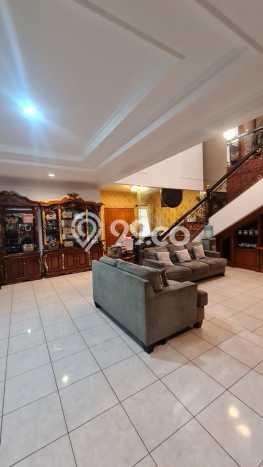 Dijual Rumah Mewah Elegan Dengan View Eksklusif di Setra Duta, Bandung Dijual Rumah Mewah Elegan Dengan View Eksklusif di Setra Duta, Bandung
