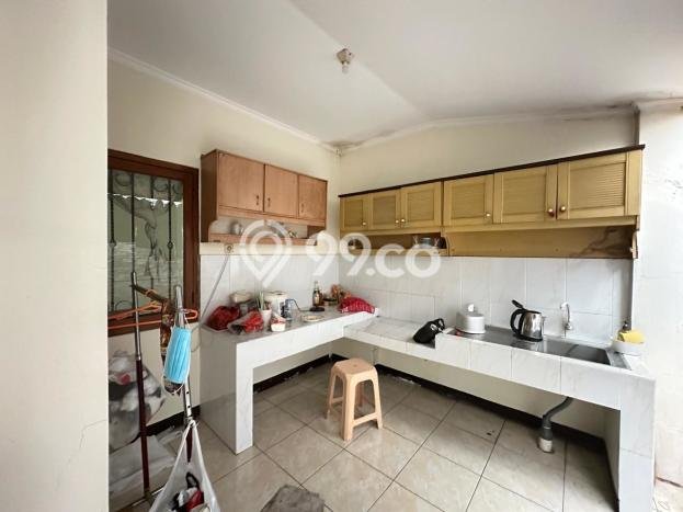 DIJUAL CEPAT! Rumah Asri area Batununggal, Bandung, LT 174m2m² LB 140m2m² Bisa Nego! DIJUAL CEPAT! Rumah Asri area Batununggal, Bandung, LT 174m2m² LB 140m2m² Bisa Nego!