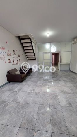 Ruko Dijual di Bandung LT 148m2 & LB 270m2 Lokasi Terbaik! Ruko Dijual di Bandung LT 148m2 & LB 270m2 Lokasi Terbaik!