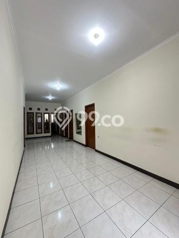DIJUAL CEPAT! Rumah Asri area Batununggal, Bandung, LT 174m2m² LB 140m2m² Bisa Nego! DIJUAL CEPAT! Rumah Asri area Batununggal, Bandung, LT 174m2m² LB 140m2m² Bisa Nego!