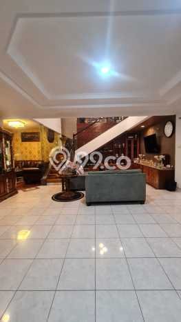Dijual Rumah Mewah Elegan Dengan View Eksklusif di Setra Duta, Bandung Dijual Rumah Mewah Elegan Dengan View Eksklusif di Setra Duta, Bandung