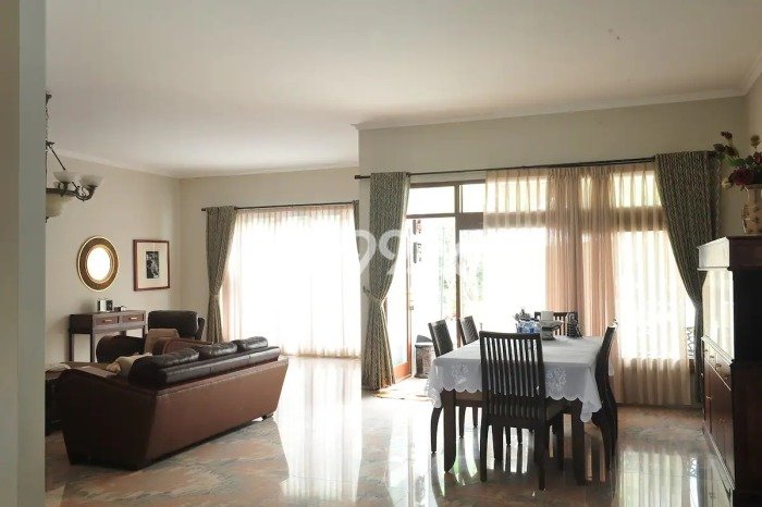 Vila Strategis Kawasan , Luas 608m2m², Pemandangan Indah sekitar Vila Strategis Kawasan , Luas 608m2m², Pemandangan Indah sekitar