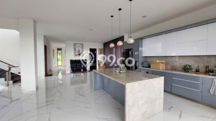 DIJUAL! Vila Kawasan , Area 410m2m², Lokasi Premium DIJUAL! Vila Kawasan , Area 410m2m², Lokasi Premium