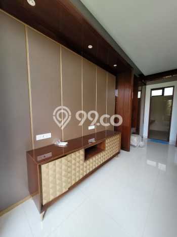 Rumah Elit LB 1000m2 Siap Pakai Desain Elegan di Setiabudi, Bandung Rumah Elit LB 1000m2 Siap Pakai Desain Elegan di Setiabudi, Bandung