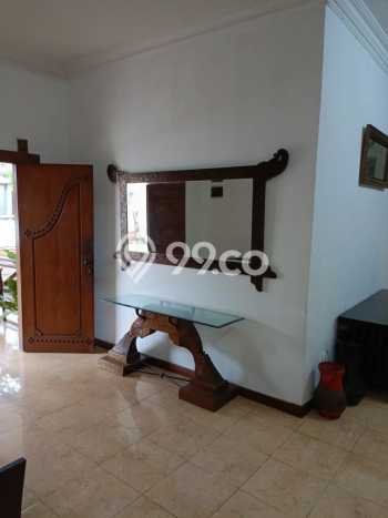 Dijual Cepat Rumah Favorit Siap Huni LB 300m2 di Pamulang, Tangerang Selatan Dijual Cepat Rumah Favorit Siap Huni LB 300m2 di Pamulang, Tangerang Selatan