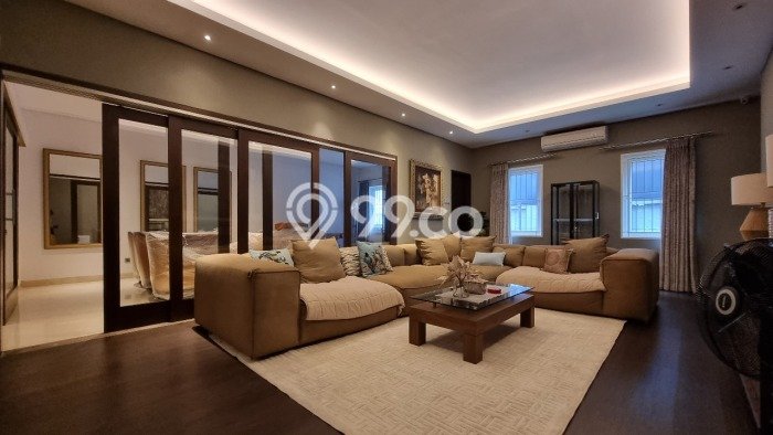 Hunian Mewah LB 1005m2 Siap Huni Desain Elegan di Lebak Bulus, Jakarta Selatan Hunian Mewah LB 1005m2 Siap Huni Desain Elegan di Lebak Bulus, Jakarta Selatan